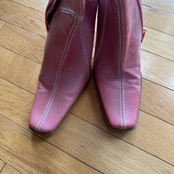 RARE Pink Leather Women's Boots - Picture 12 of 12